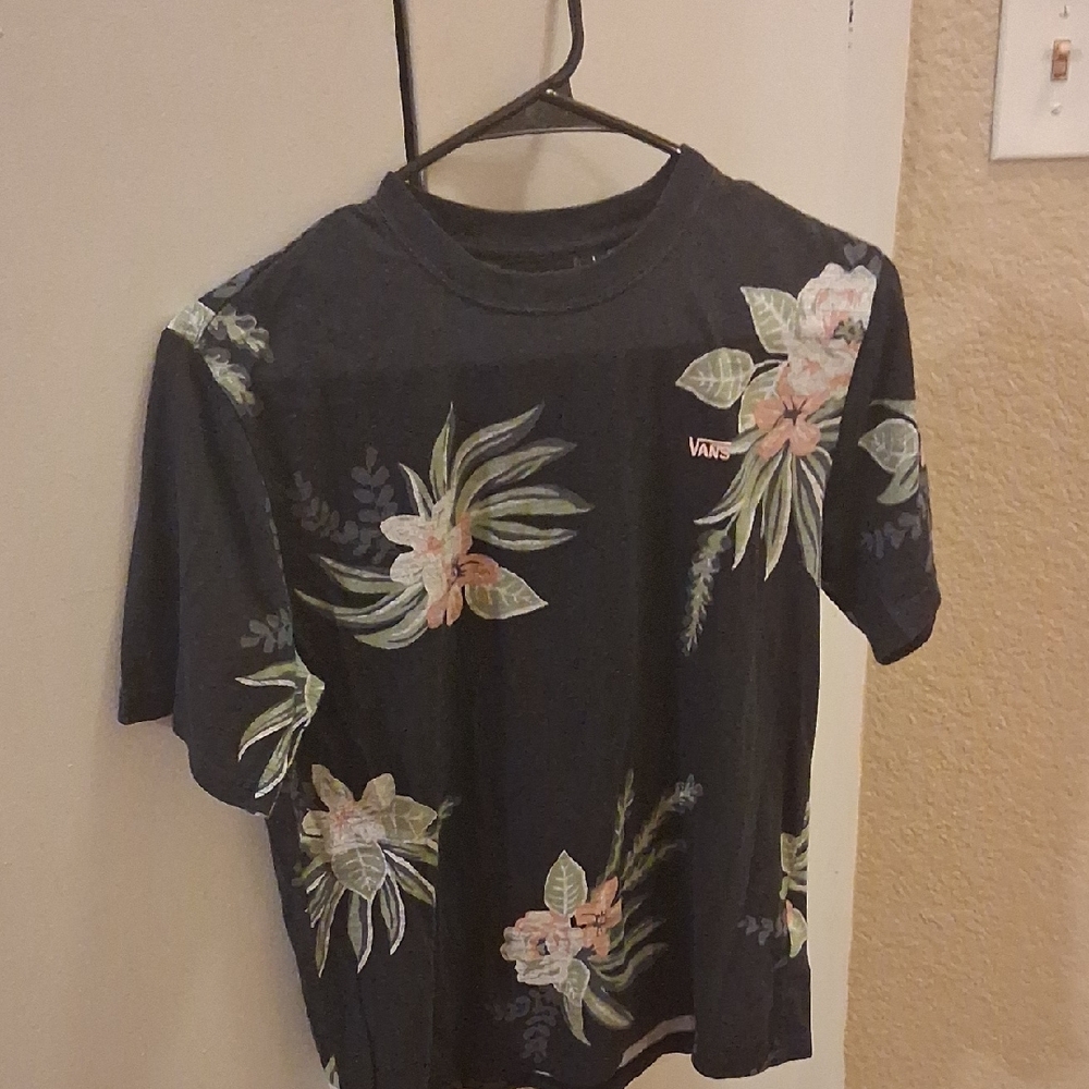 Boy's Vans Crewneck Shirt with Floral Accents